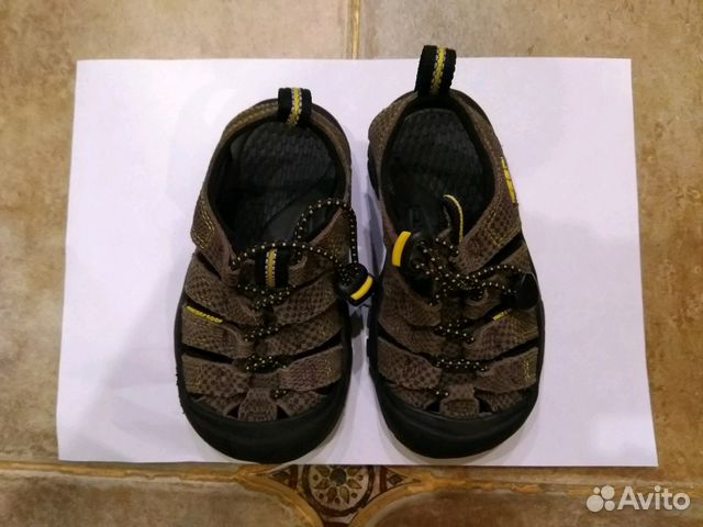 Сандали на мальчика Keen, р. 26 (14 см) новые Сандали на мальчика Keen, р. 26 (14 см) новые