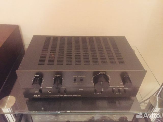 Усилитель Akai AM-2250 Усилитель Akai AM-2250