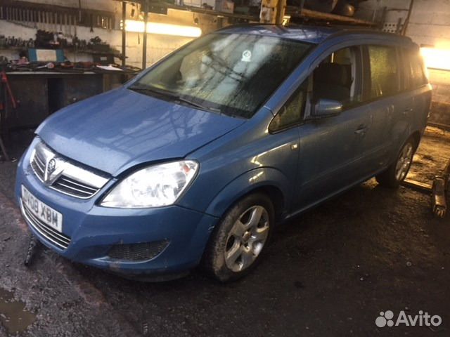 Дверь капот фара бампер Opel Zafira B