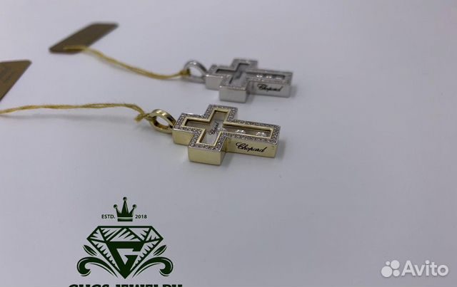 Крест из золота с бриллиантами chopard