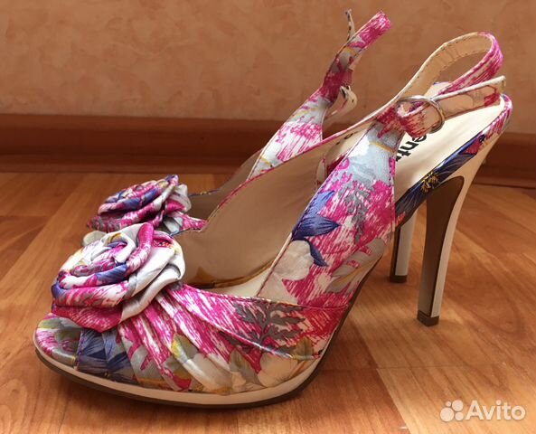 Босоножки новые Босоножки новые