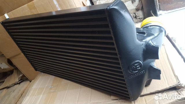 Интеркулер BMW F10/F11/F18/F07/F01/F02/F06/F12/F13 Интеркулер BMW F10/F11/F18/F07/F01/F02/F06/F12/F13