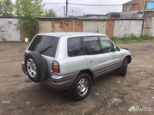 Toyota RAV4 2.0 AT, 1997, 305 000 км