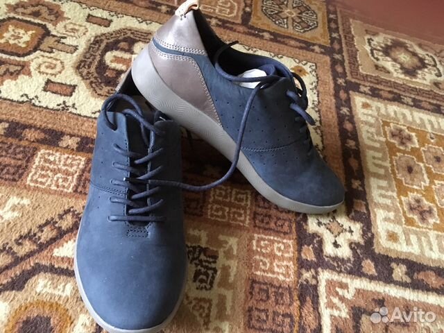 Новые кожаные кроссовки M& S размер 38,5 на полную Новые кожаные кроссовки M& S размер 38,5 на полную