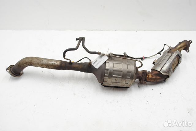Приёмная труба в сборе с катализаторами правая Той Приёмная труба в сборе с катализаторами правая Той