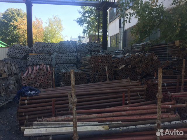 Телескопические стойки для опалубки перекрытий Телескопические стойки для опалубки перекрытий