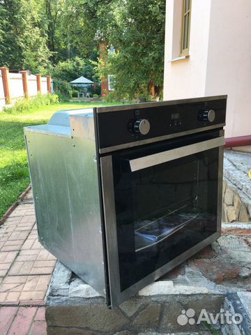 Духовой шкаф DeLonghi Italy