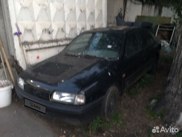 Nissan Primera 2.0 AT, 1993, битый, 250 000 км