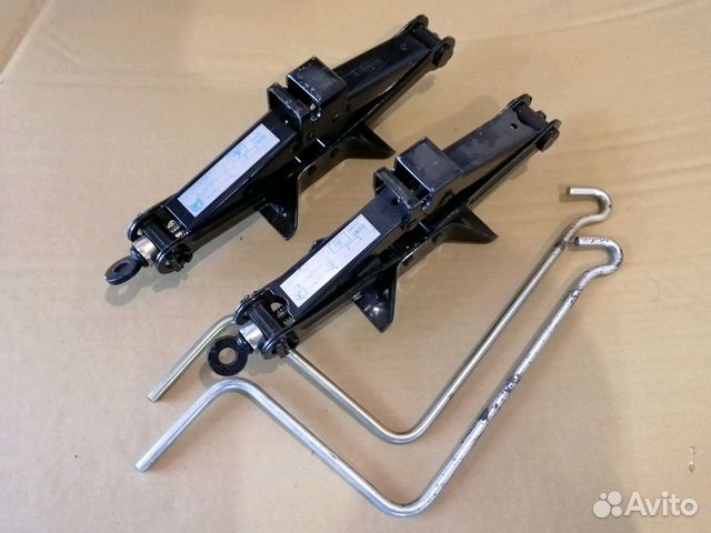 Домкрат Mazda 3 BK Mazda 6 GG Домкрат Mazda 3 BK Mazda 6 GG