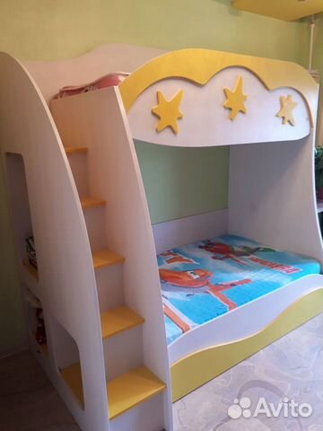 Двухъярусная детская кровать в отличном состоянии