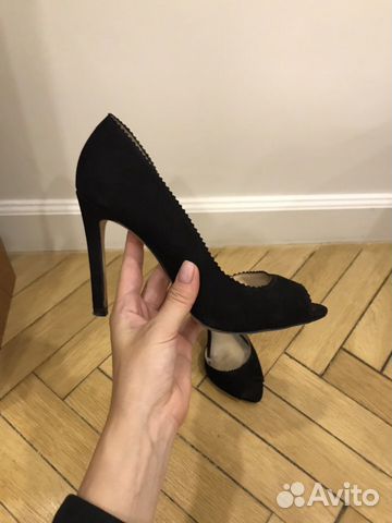 Чёрные туфли с открытым носом Zara
