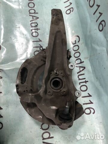 Кулак поворотный правый BMW 5 f10 бмв 5 ф10