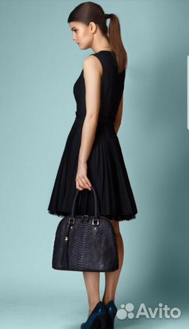 Платье Red Valentino черное Платье Red Valentino черное