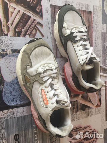 Кроссовки adidas falcon