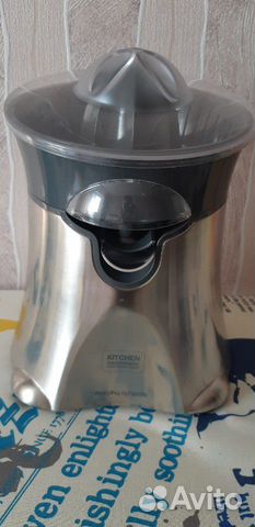 Электрическая соковыжималка