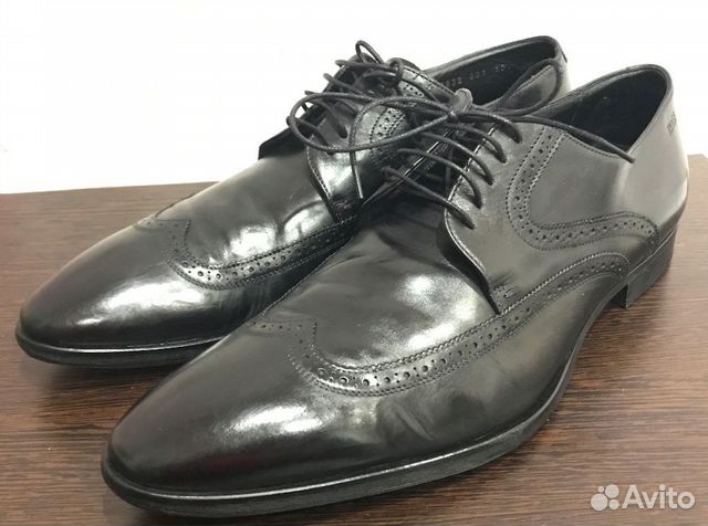 boss brogues