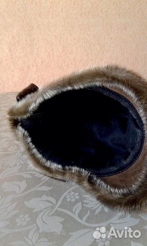 Шляпа кожаная с норковой отделкой Шляпа кожаная с норковой отделкой
