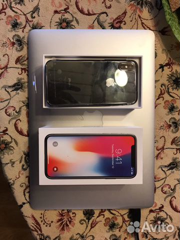 Телефон iPhone X
