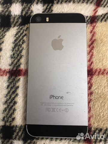 Телефон iPhone 5s 64 гб Телефон iPhone 5s 64 гб