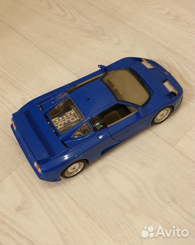 Bugatti EB110 от Bburago (Made in Italy)