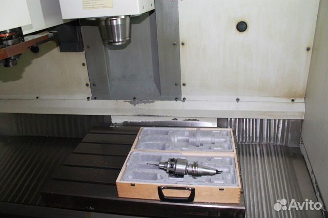 Фрезерный обрабатывающий центр deckel DMC 635 бу