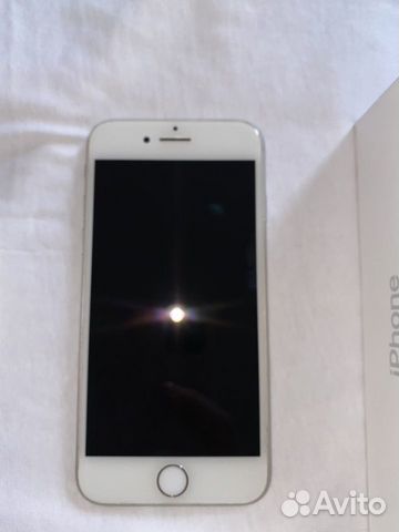 Телефон iPhone 7 32 Гб
