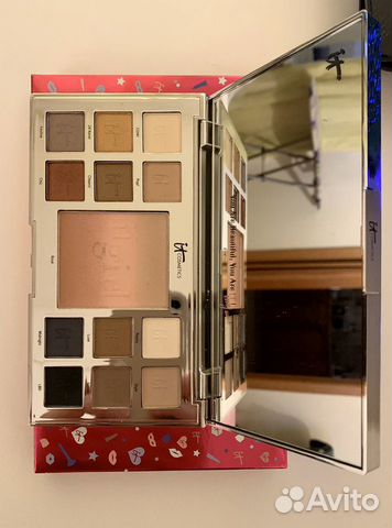 Палетка для макияжа IT girl palette Палетка для макияжа IT girl palette