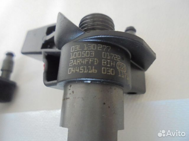 Форсунка 03L130855X VolksWagen Passat 2.0 CBA CFF