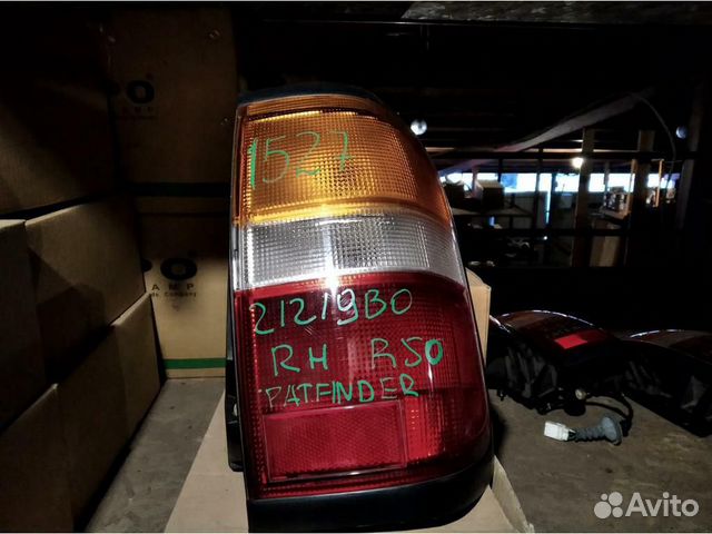 Фонарь правый стоп Nissan Pathfinder R50 R 50