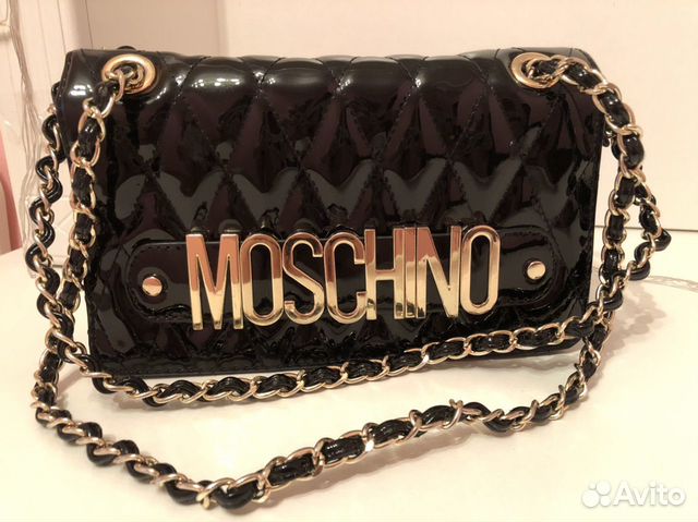 Лаковая сумка фирма Moschino, производство Италия Лаковая сумка фирма Moschino, производство Италия