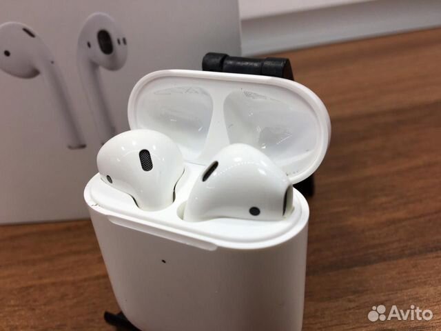 AirPods 2 with Wireless Charging Case Оригинал