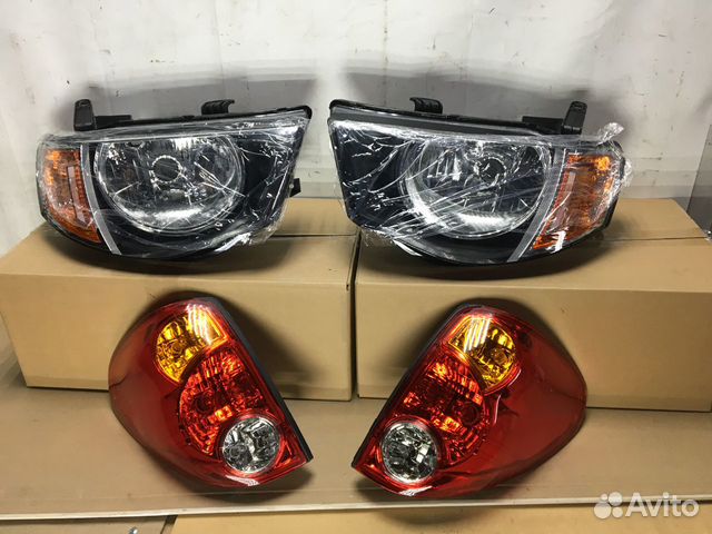 Фары фонари Mitsubishi L200 2006-2014 Фары фонари Mitsubishi L200 2006-2014