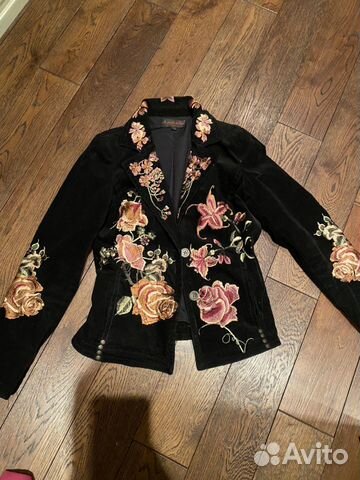 Пиджак размер s. Вельвет и вышивка