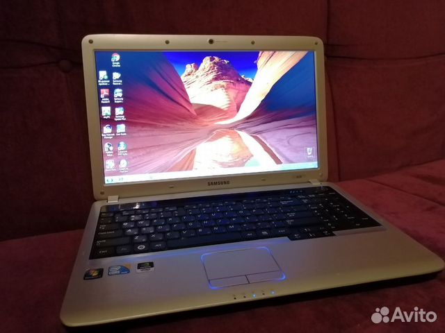 Ноутбук SAMSUNG r530 core i3