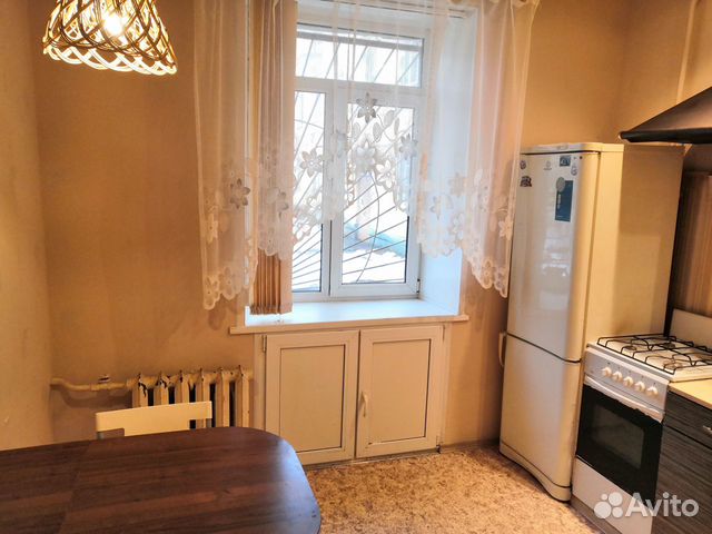 2-к квартира, 57 м², 1/3 эт.