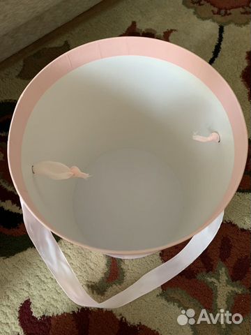 Коробка подарочная новая Коробка подарочная новая