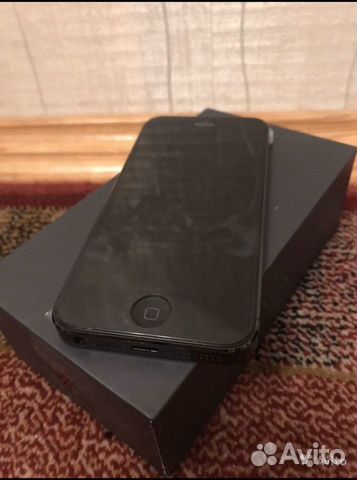 iPhone 5 чёрный на 16 гб