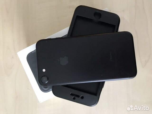 Телефон iPhone