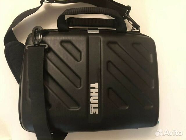 Чехол Thule Gauntlet MacBook Pro 13 б.у