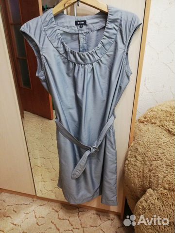 Платья