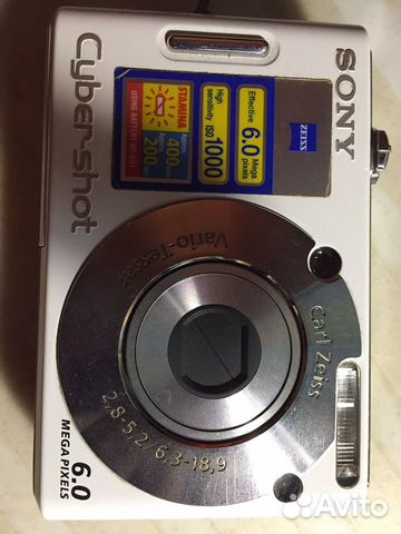 Компактный фотоаппарат Sony Компактный фотоаппарат Sony