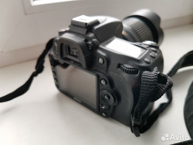 Зеркальный фотоаппарат
