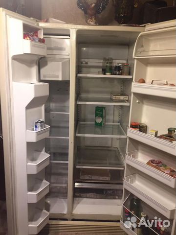 Холодильник на запчасти Холодильник на запчасти