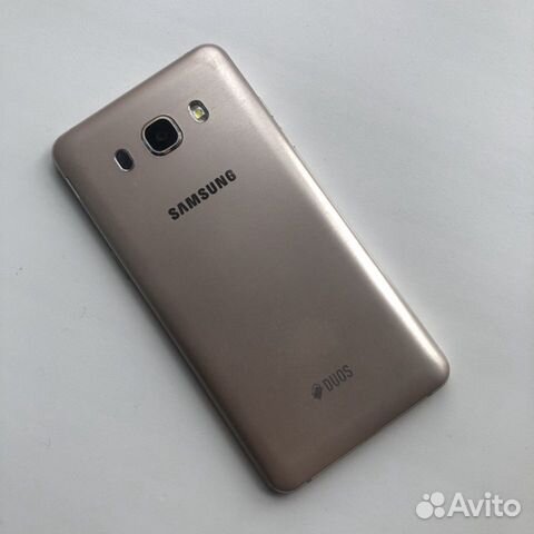 Телефон SAMSUNG Galaxy J5 Телефон SAMSUNG Galaxy J5
