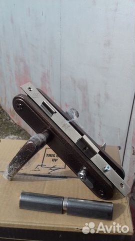 Замок для калитки из профильной трубы Замок для калитки из профильной трубы