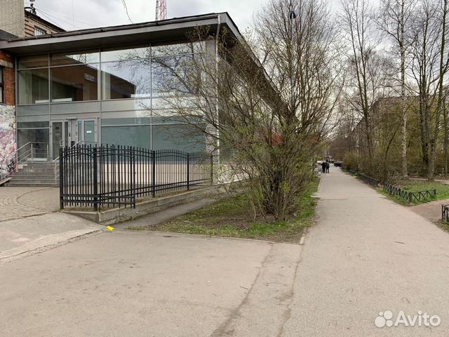 Помещение свободного назначения, 300 м²