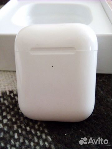 AirPods 2 AirPods 2