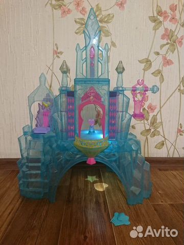My little pony замок принцессы Каденс My little pony замок принцессы Каденс
