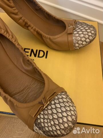 Балетки лодочки Louis Vuitton