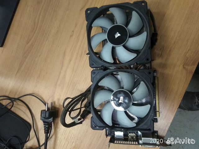 Gigabyte r9 290x 4gb Gigabyte r9 290x 4gb
